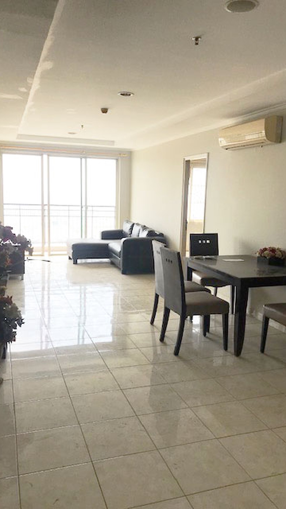 Apartemen French Walk Twr Evian Garden, Luas 110m2
