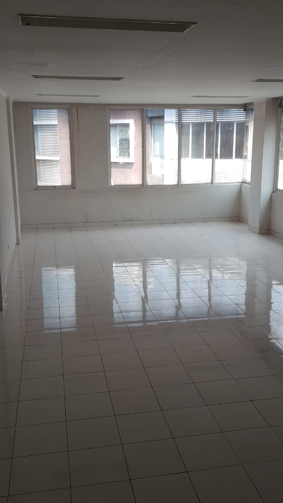RUKO DI KOMPLEK SINPASA SUMMARECON BEKASI.