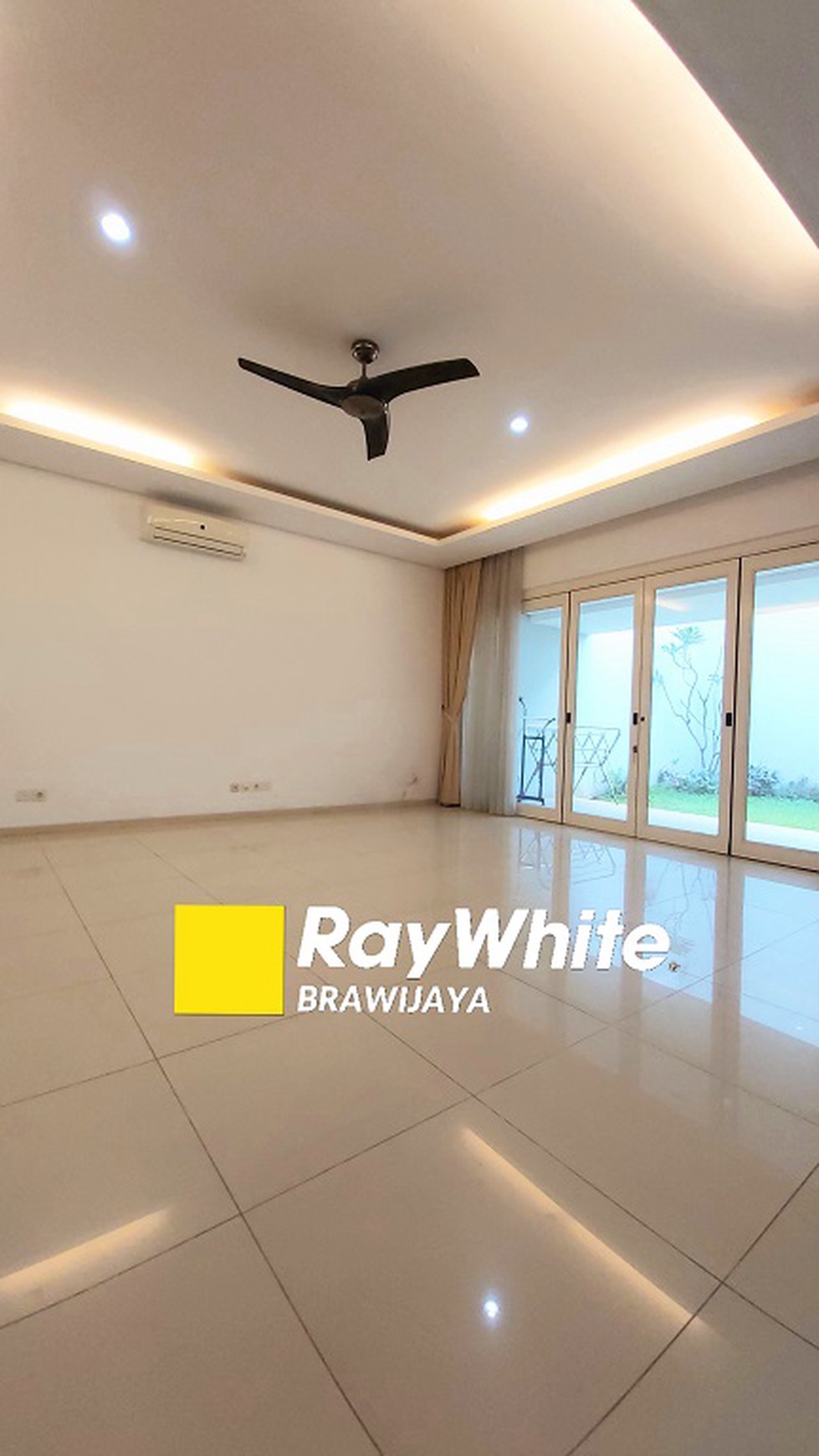 Rumah di Serenia Hills Tahap 1, Lebak Bulus, Jakarta Selatan, 3 Bedroom, Siap Huni