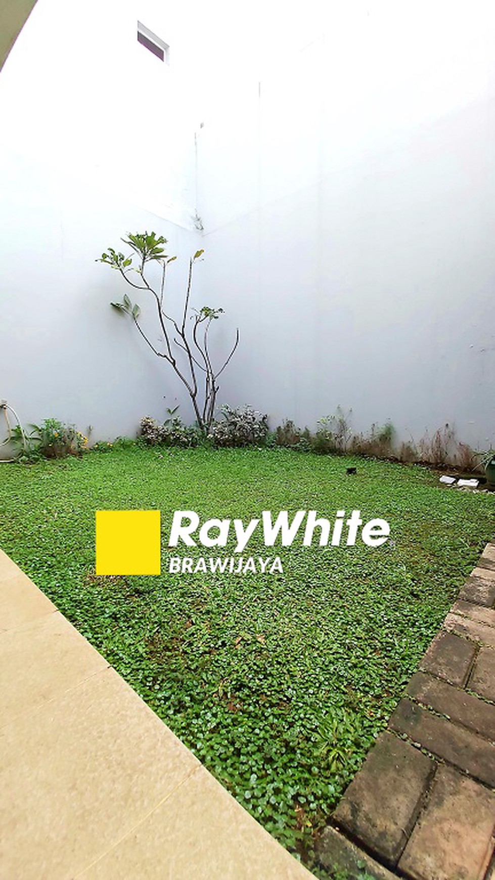 Rumah di Serenia Hills Tahap 1, Lebak Bulus, Jakarta Selatan, 3 Bedroom, Siap Huni