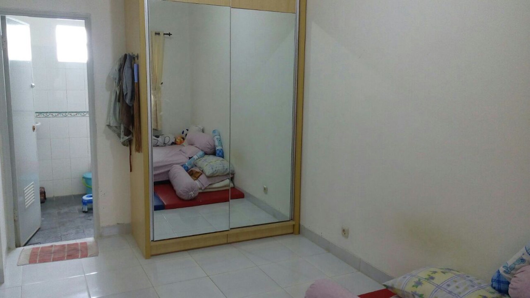 Rumah Bagus 2 Lantai Jarang Ada Dekat Sektor 4 Bintaro