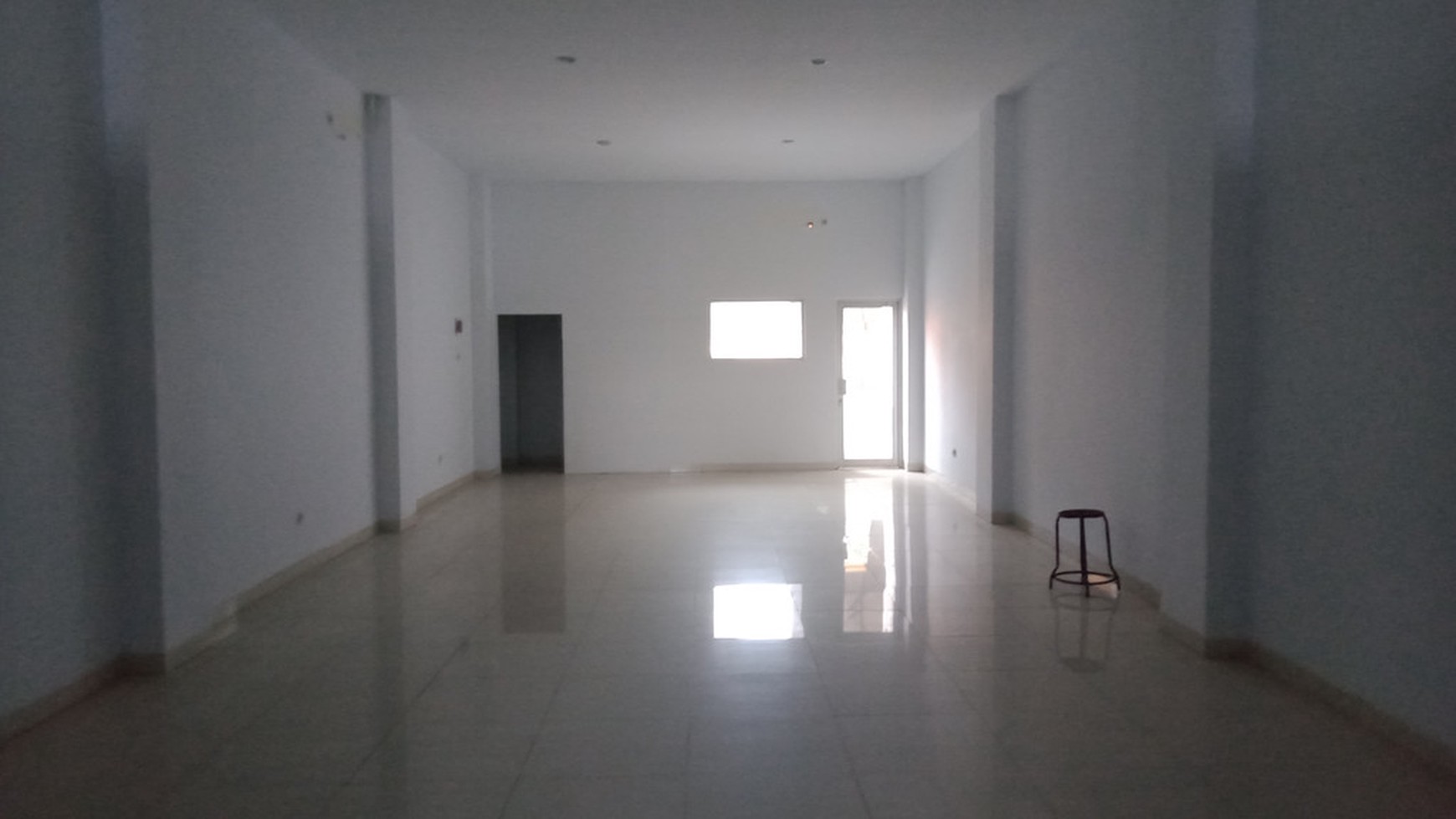 RUKO COCOK UNTUK USAHA/KANTOR, DI JL SIMANJUNTAK, JOGJA