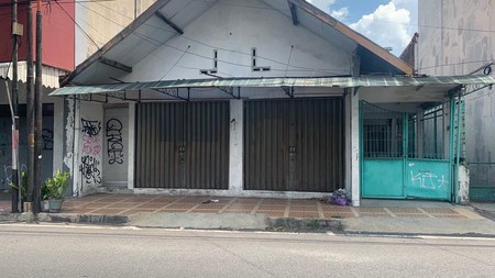 TANAH+BANGUNAN DIPUSAT KULINER, BISNIS, DEKAT UNY, UGM, SANATA DHARMA