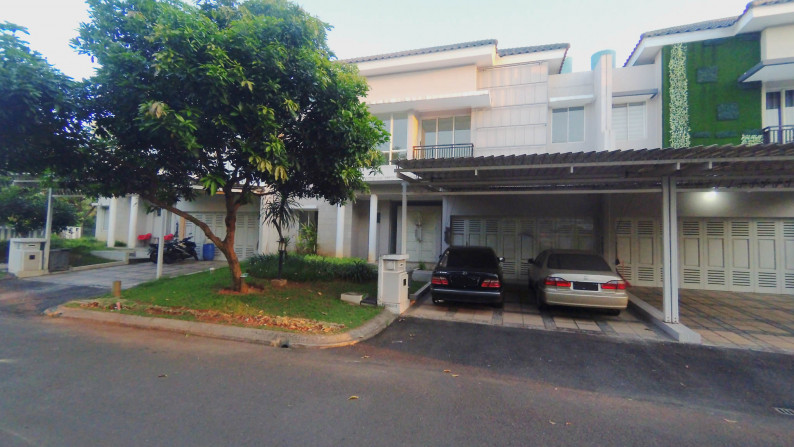 Rumah Taman Luas Gold Finch Raya, Summarecon Serpong