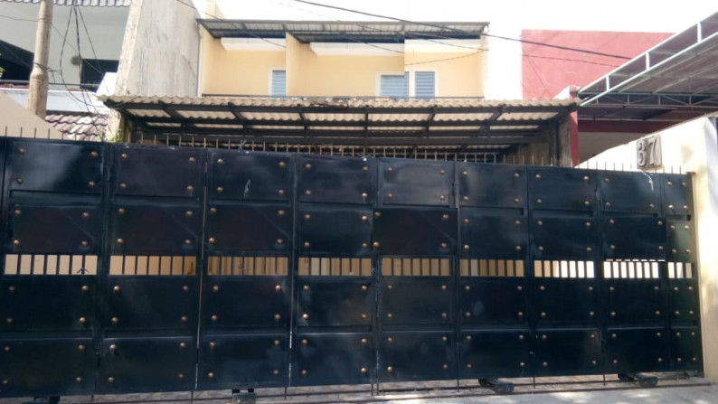 Ruko Bratang gede strategis