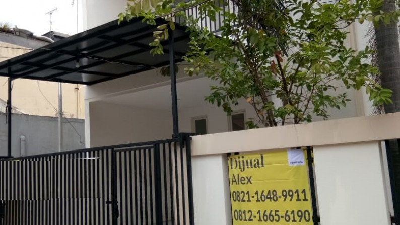 Rumah ngagel timur siap huni
