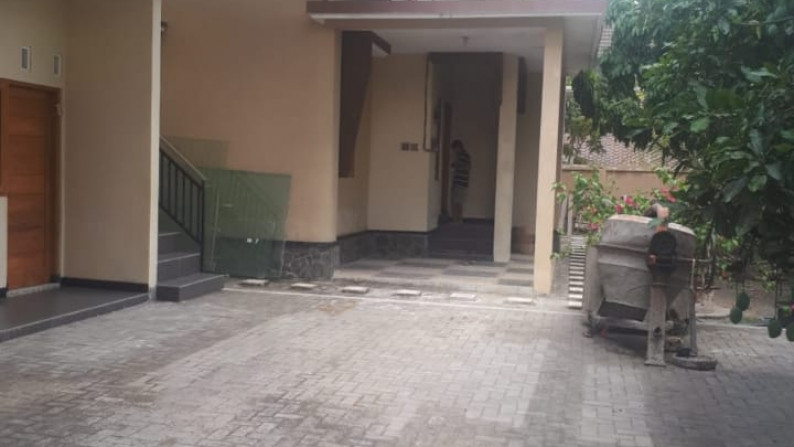 RUMAH KOST ESKLUSIF, DI DALAM PERUMAHAN GRIYA MUTIARA MAGUWOHARJO