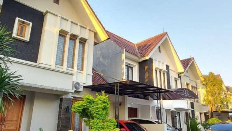 Rumah 2 Lantai Fully Furnish Pejaten Area