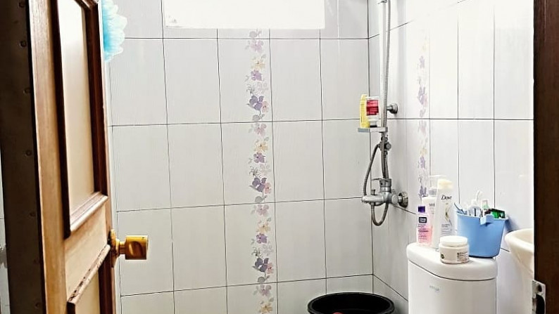 RUMAH KOST+FURNISTURE, DI DAERAH JL KALIURANG KM 7