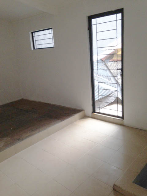 Rumah Kelapa Molek, Luas 6x15m2