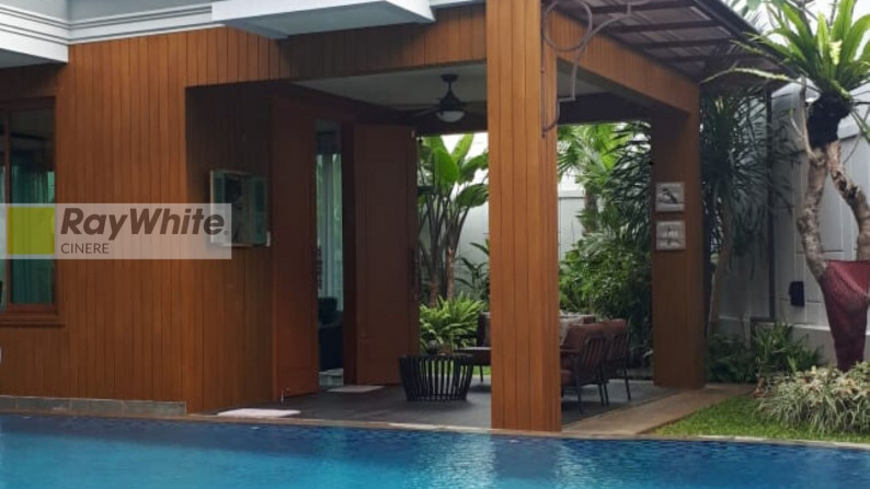 Rumah mewah lokasi elite di Patra Kuningan