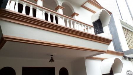 Rumah terawat di Kuningan, Setiabudi, Jakarta Selatan