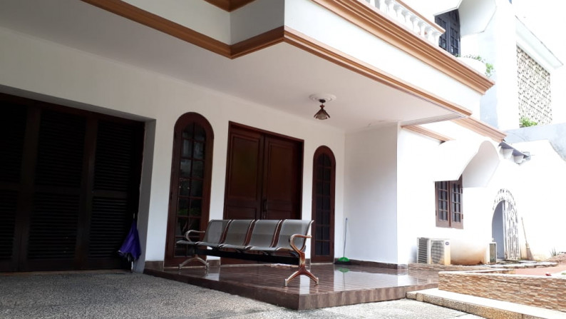 Rumah terawat di Kuningan, Setiabudi, Jakarta Selatan