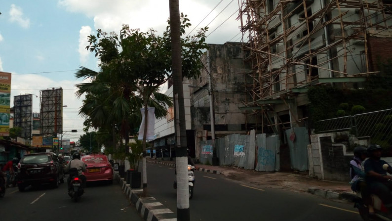 TANAH DAN BANGUNAN DI PUSAT BISNIS, JL DIPONEGORO, YOGYAKARTA