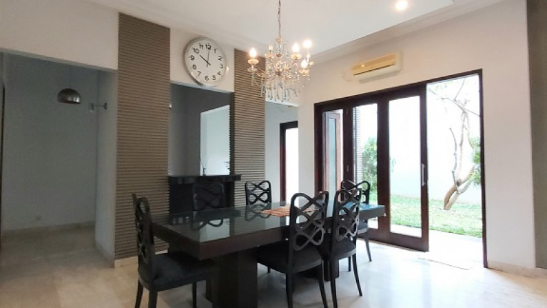 Rumah di Kebagusan Raya, Dalam Kompleks, Dekat Akses Tol JORR, Semi Furnished, 4 BR