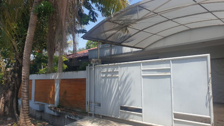 Rumah Kayumas Utara, Luas 503m2