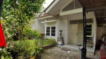 Rumah Siap Huni, Halaman Depan Luas, dan Hunian Nyaman @Griya Loka, BSD