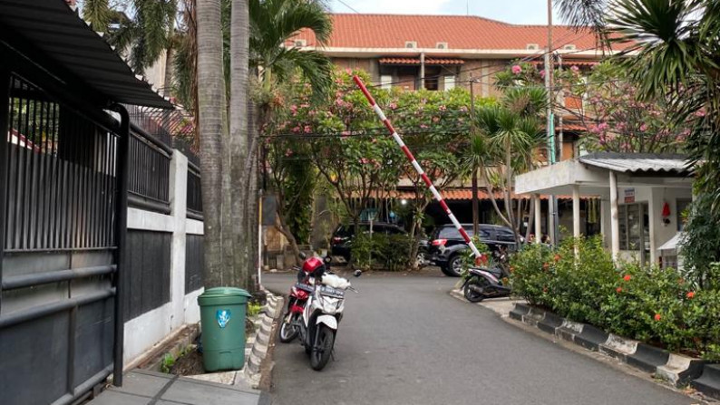 Rumah Siap Huni, Kawasan Elit dan Hunian Nyaman @Pinang Emas, Pondok Indah