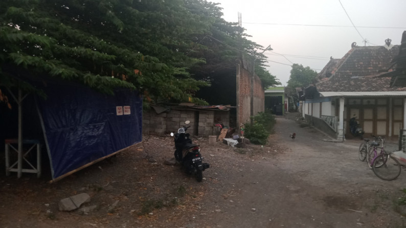 TANAH DIPINGGIR RINGROAD UTARA, DEKAT LOTTE MART