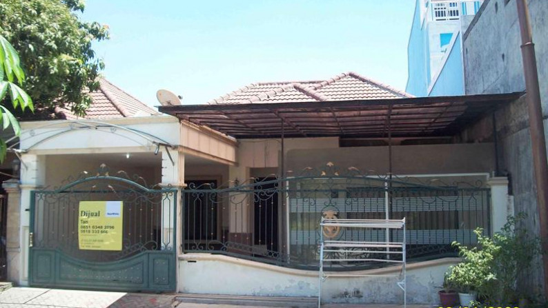 Jual Rumah 1 Lantai, Bagus + Terawat, Row Jalan depan Lebar + Paving, Siap Huni - TAN -