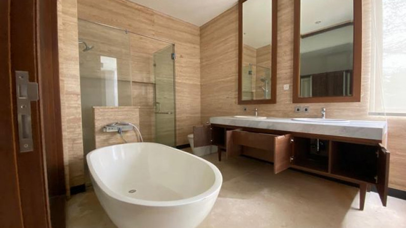 disewa townhouse diarea canva kemang jalan madrasah cilandak timur pasar minggu jakarta selatan