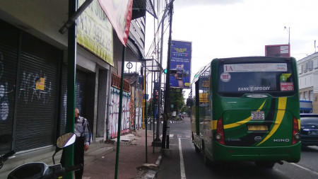 RUANG USAHA STRATEGIS DI JL URIP SUMOHARJO, YOGYAKARTA