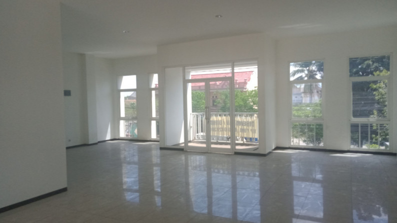 RUKO SIAP HUNI, LOKASI STRATEGIS DI JL MENTERI SUPENO, YOGYAKARTA