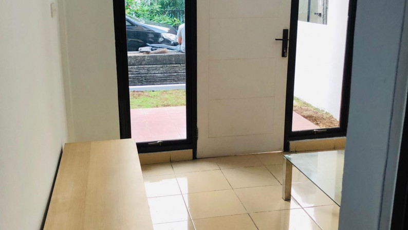 Rumah Cantik,Bagus,siap huni di Ciputat Timur