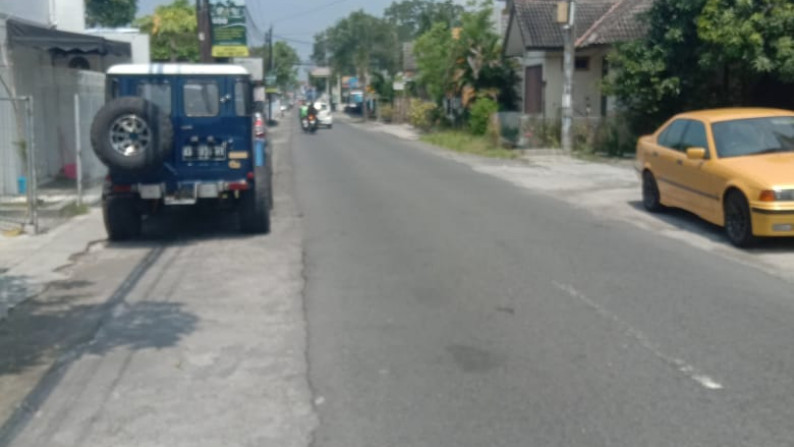 RUMAH KOST EKSKLUSIF DENGAN 17 KAMAR TIDUR, MAGUWO, SLEMAN
