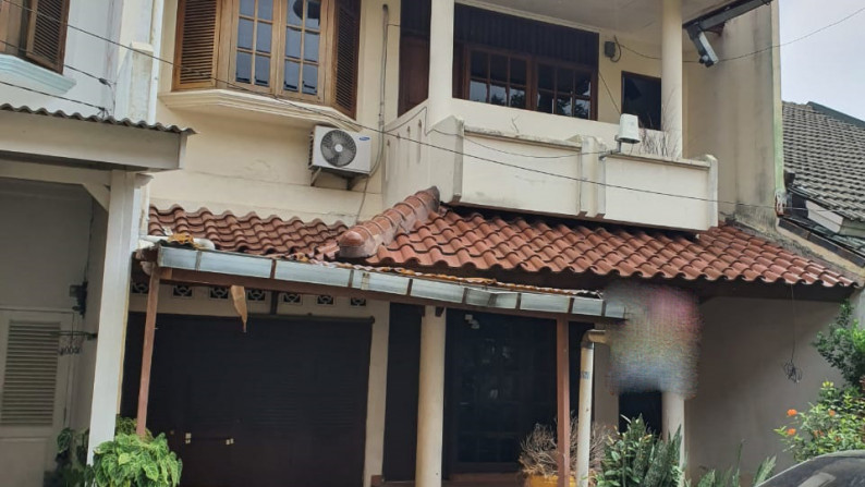 Dijual Rumah Bagus Di Villa Bintaro Asri, Ciputat Tangerang Selatan