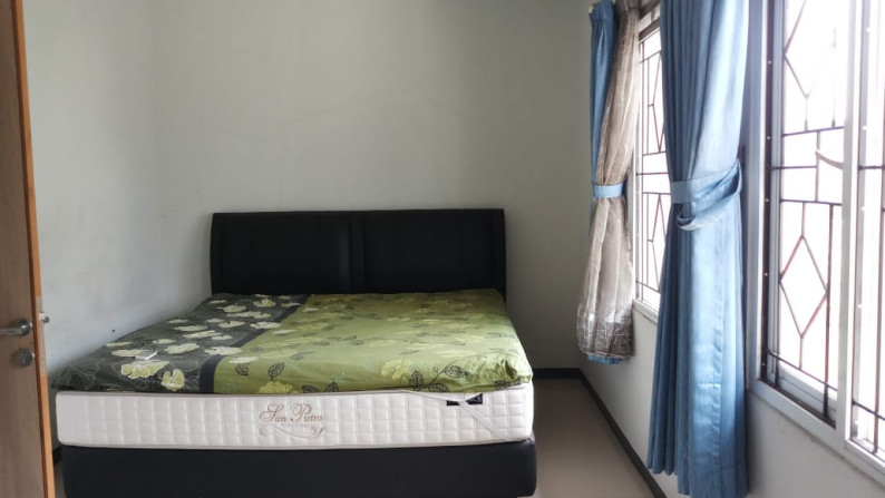 Rumah rapih dan semi furnished di Baros, Cimahi