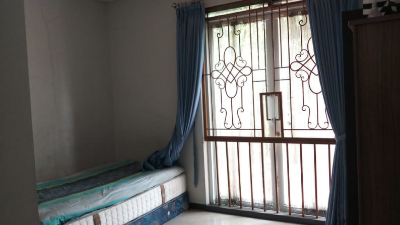 Rumah rapih dan semi furnished di Baros, Cimahi