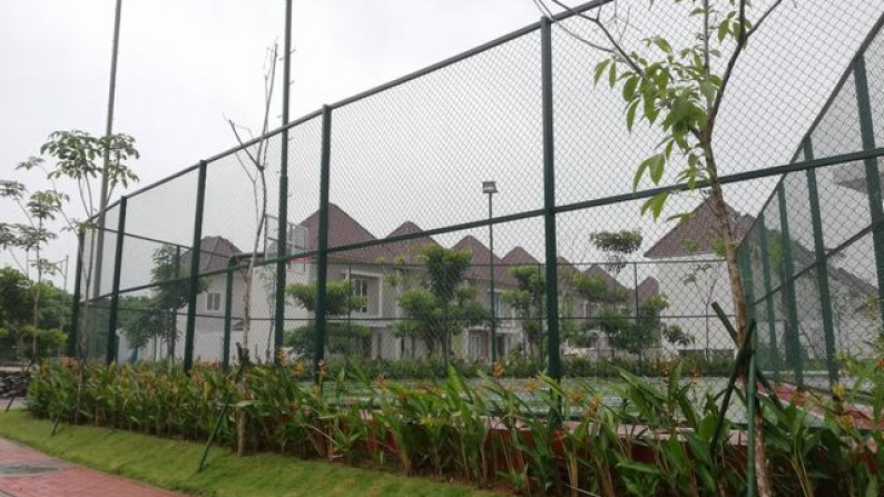 dijual cepat rumah di latigo village paramount gading serpong renovasi siap huni