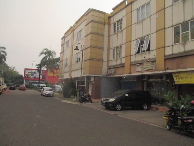 sewa ruko minimal 1 tahun, siap huni, siap pakai, siap usaha, strategis, murah bisa nego golden boulevard bsd city