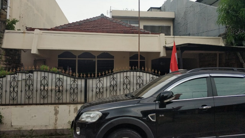 Rumah 1,5 lantai masih layak huni di Cempaka Putih Jakarta Pusat