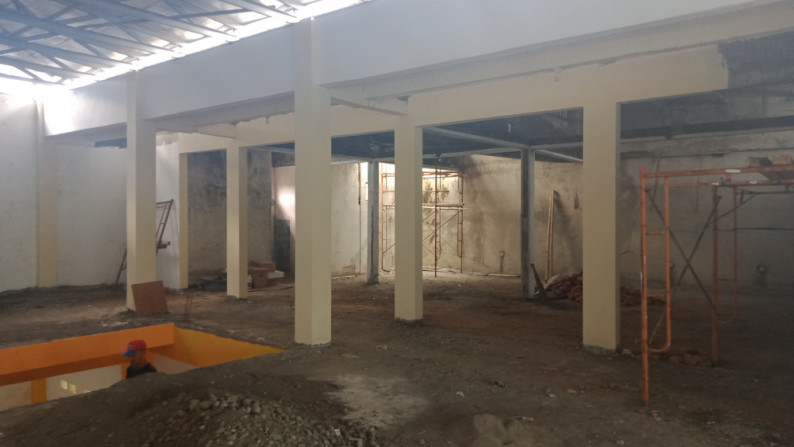 GEDUNG DI PUSAT KOTA, DI KARANGKAJEN, MERGANGSAN,YOGYAKARTA