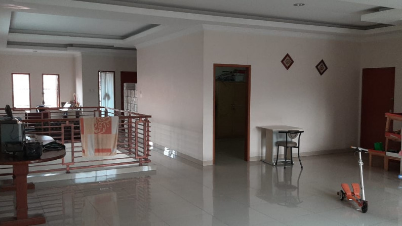 Jual Rumah Komplek Barata Karang Tengah