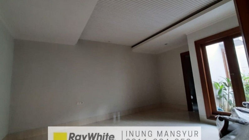 Rumah Minimalis Modern Siap Huni Lebak Lestari, Jakarta Selatan