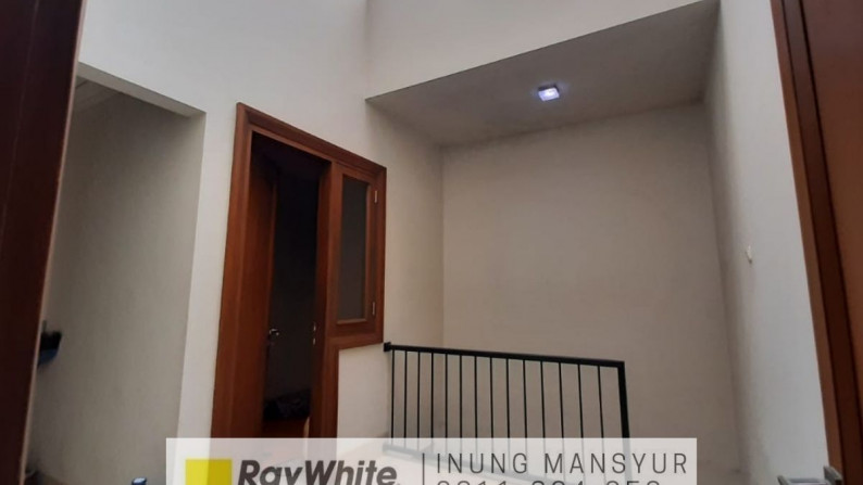 Rumah Minimalis Modern Siap Huni Lebak Lestari, Jakarta Selatan