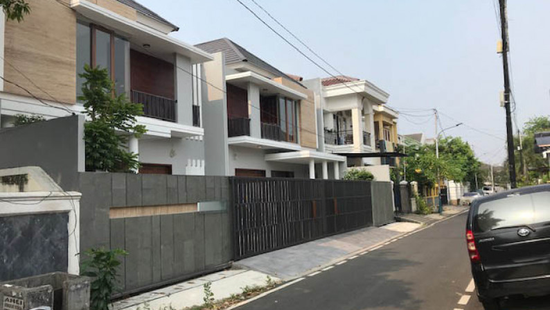 Rumah Cempaka Putih Tengah Luas 186/280m2, Siap Huni, Brand New