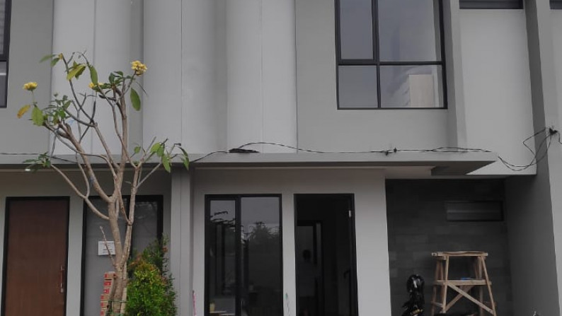 Rumah Baru Murah 2 Lantai dibawah 1 M di Golden Olive Residence Bintaro