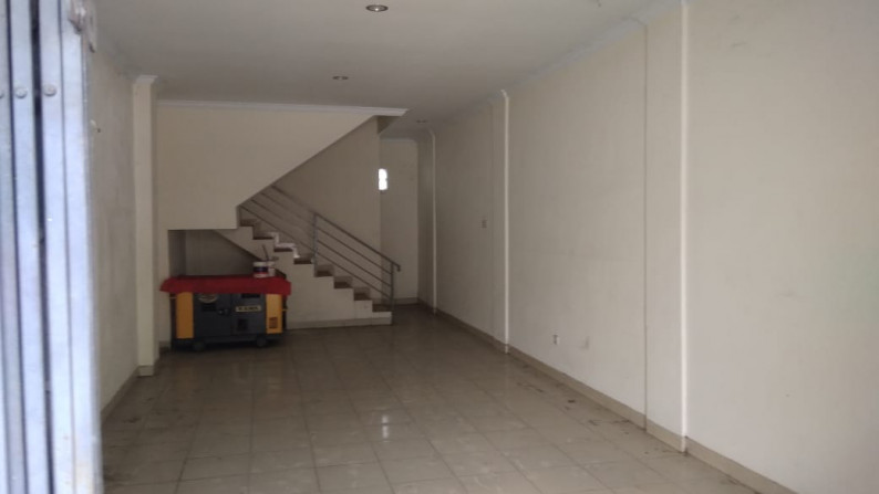 RUKO STRATEGIS COCOK UNTUK USAHA/KANTOR JL KYAI MOJO