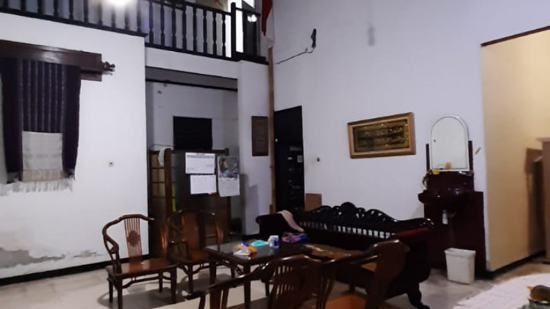 Rumah Luas dekat kampus UGM di Pogung Baru Sleman yogyakarta