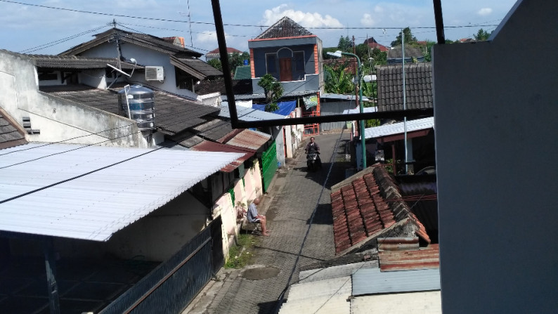 RUMAH KOST 22 KAMAR, DI JL PUNOKAWAN DEKAT GEMBIRALOKA