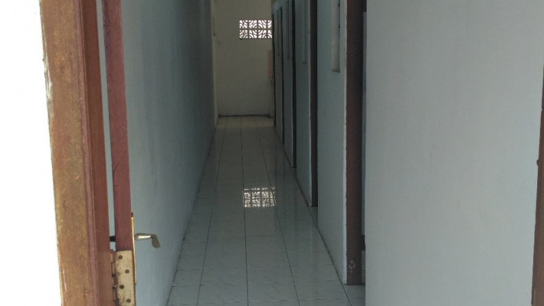 RUMAH KOST 22 KAMAR, DI JL PUNOKAWAN DEKAT GEMBIRALOKA