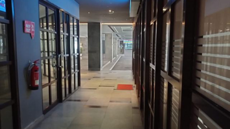 For sale harga special, area strategis di lobi Apartemen Roseville tengah kota BSD city.