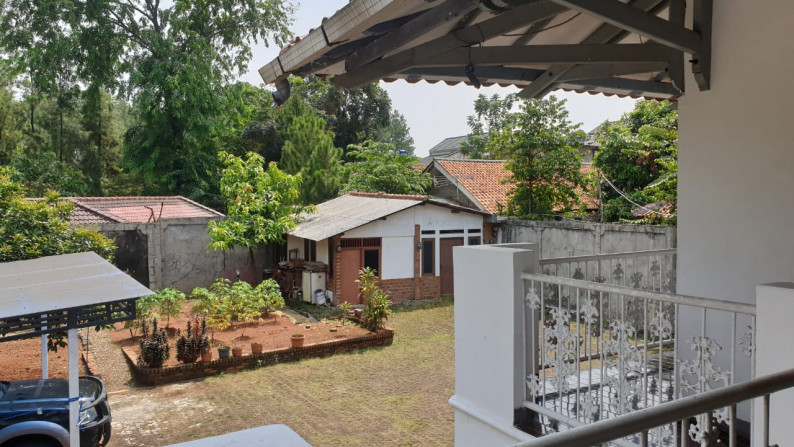 Dijual Rumah Luas dan Asri 900m2 jauh dari hiruk pikuk kota Di Cinere