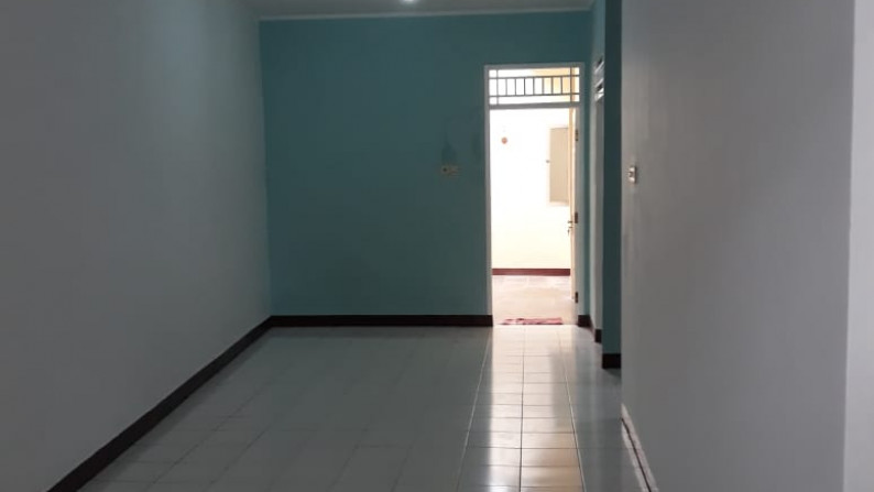 Dijual 2 rumah siap huni luas 249m2 di Haji Nawi II Gandaria