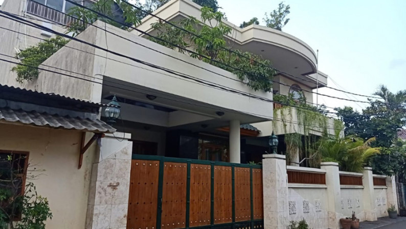 Dijual rumah mewah di Rawa belong Jakarta Barat dekat binus