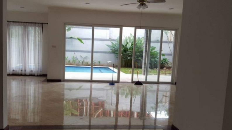 Dijual Rumah Bagus Area Kemang - Jakarta Selatan